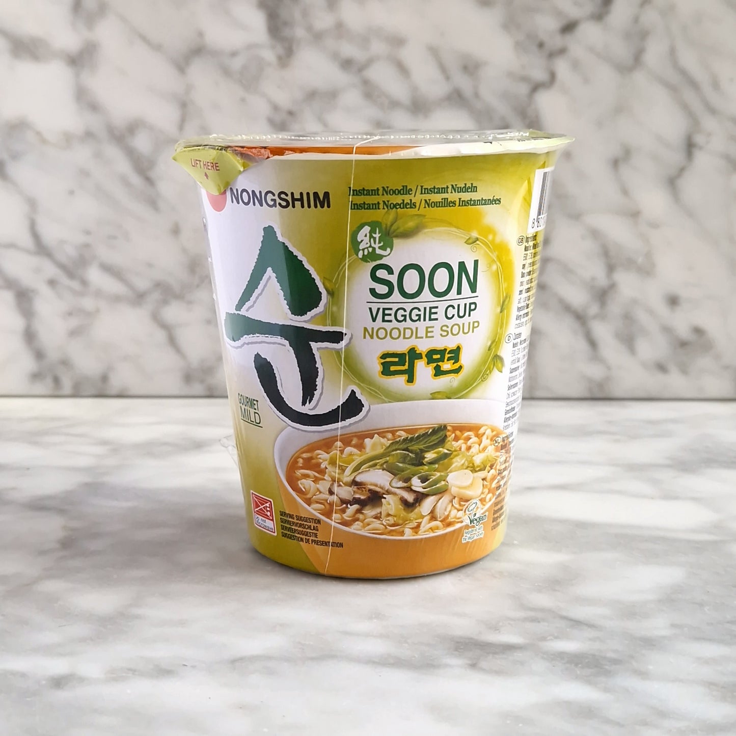 Nouilles instantanées végétariennes