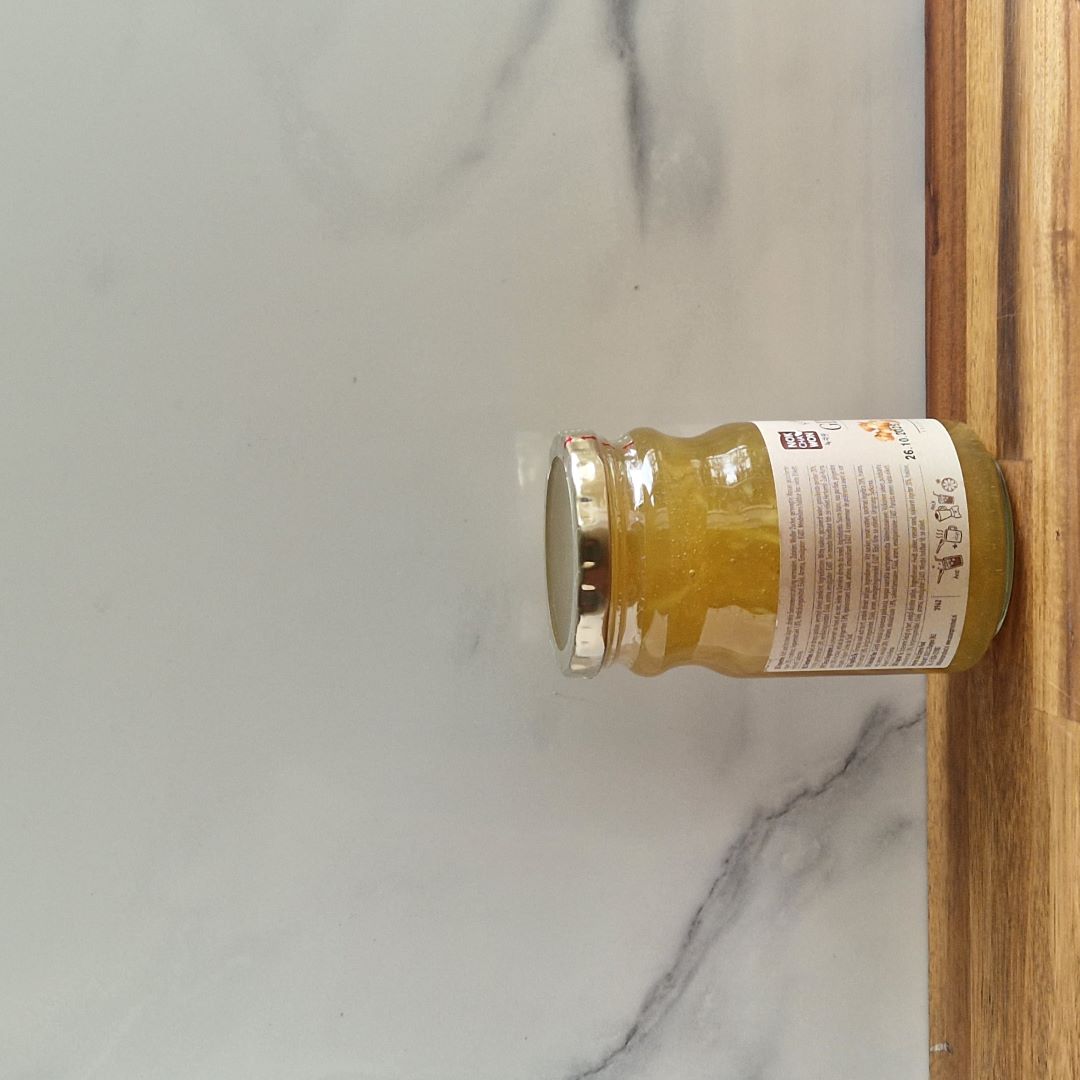 Photo d'un pot de thé au gingembre coréen (sirop)