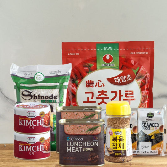 Koreanisches Kimchi-gebratenes Reis-Set (Kimchi Bokkeumbap)