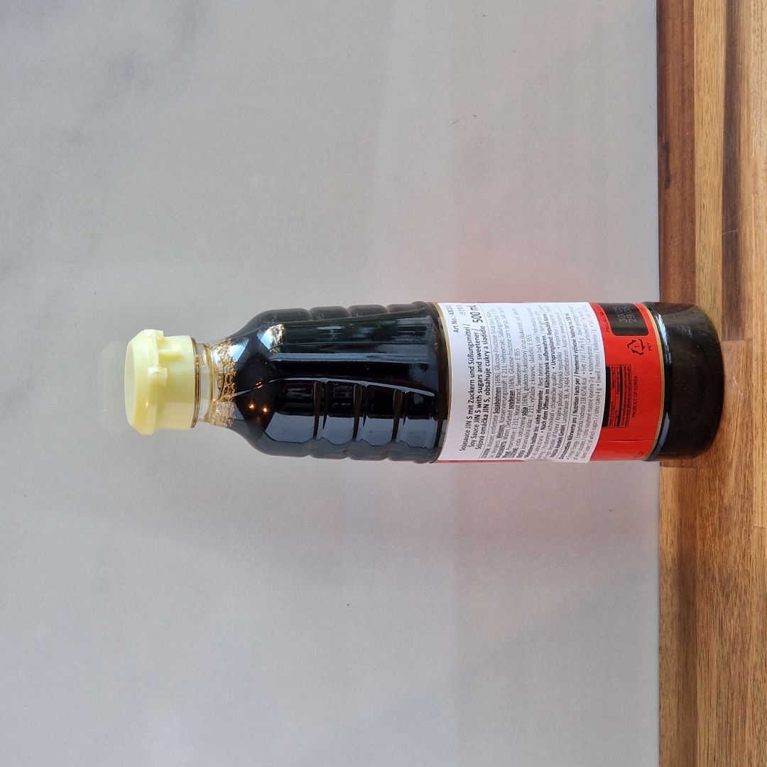 Photo d'une bouteille de sauce soja pour marinades coréennes Sempio