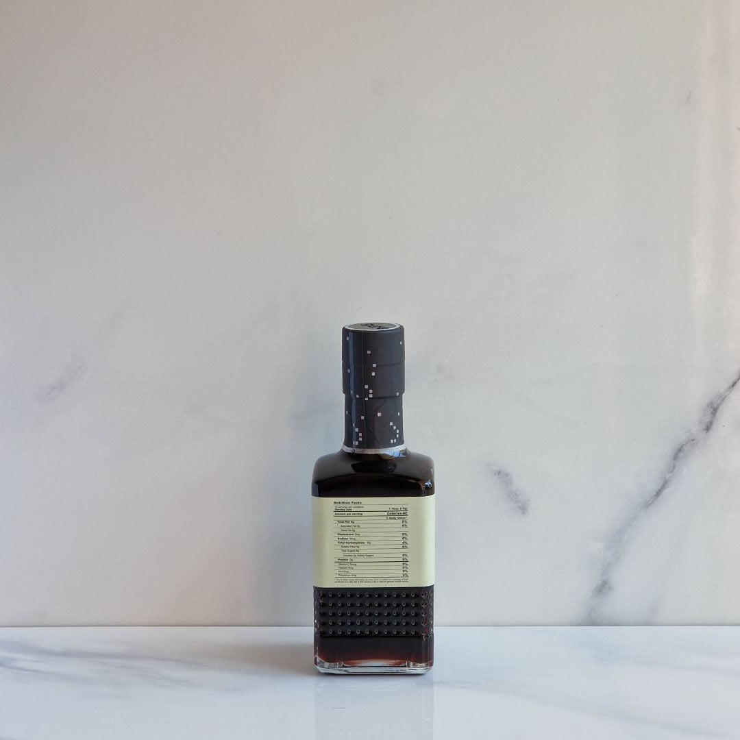 Bouteille de vinaigre balsamique blanc coréen Chosanjung 270 ml, à base de raisin blanc fermenté, et valeurs nutritionnelles.

