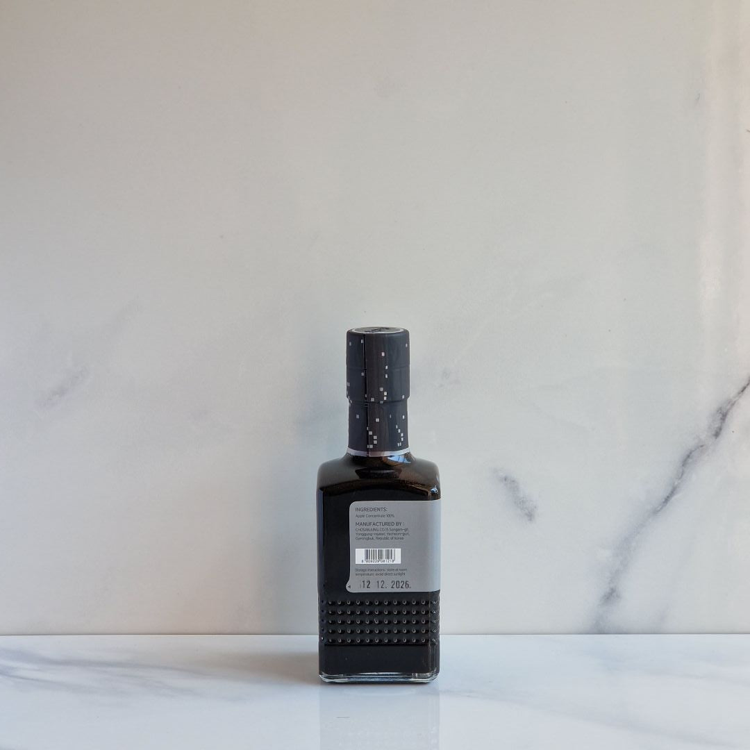 Bouteille de vinaigre balsamique coréen de pomme – Chosanjung 270 ml, épais et concentré, à base de pommes fraîches uniquement.