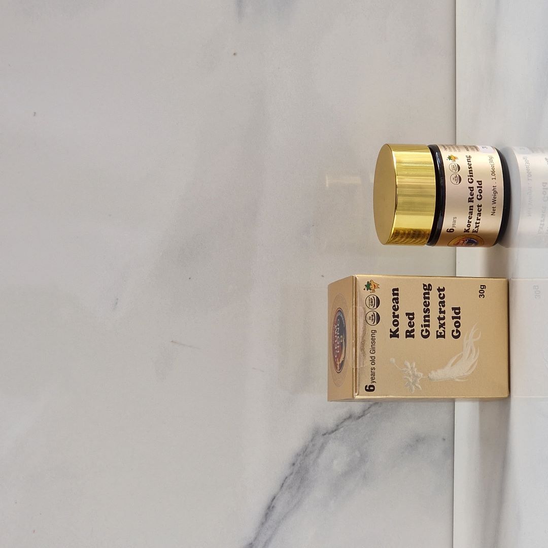 photo d'un pot et du paquet de ginseng rouge 30 grammes