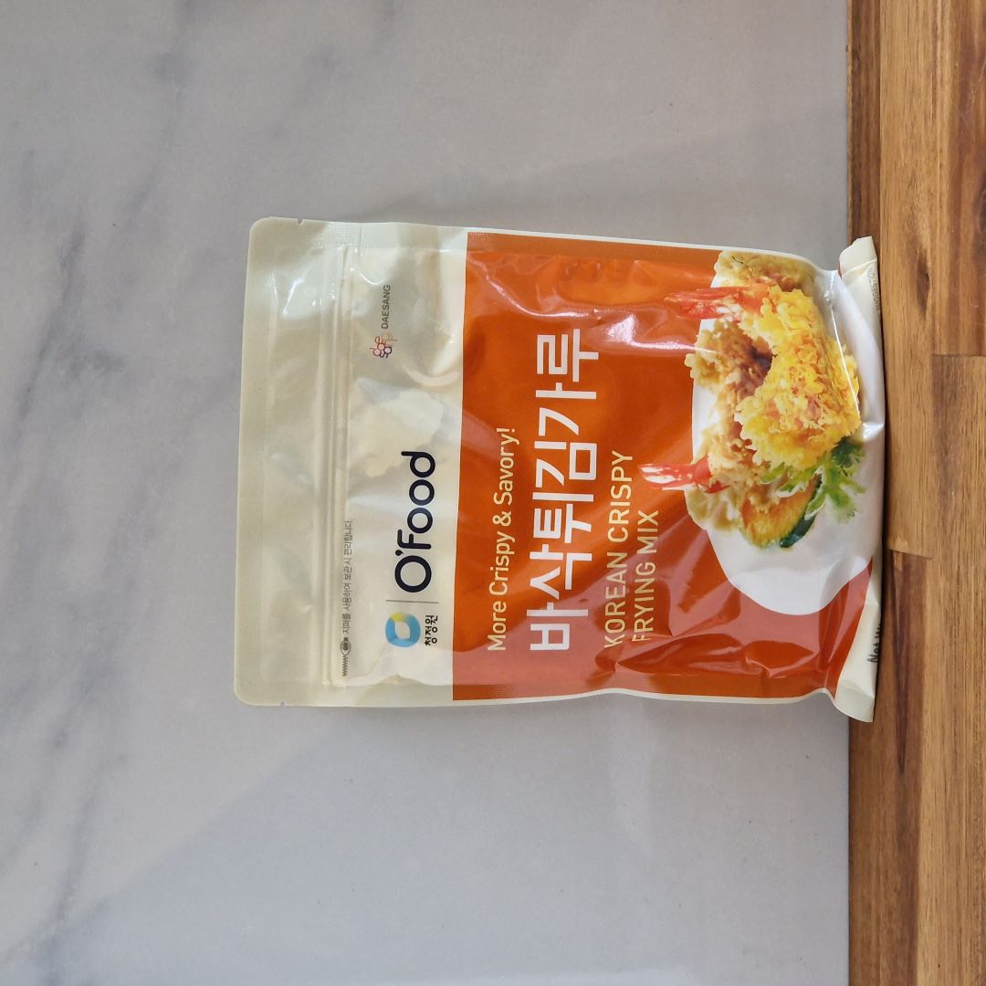 Sachet contenant la poudre pour faire la pâte de friture coréenne instantanée