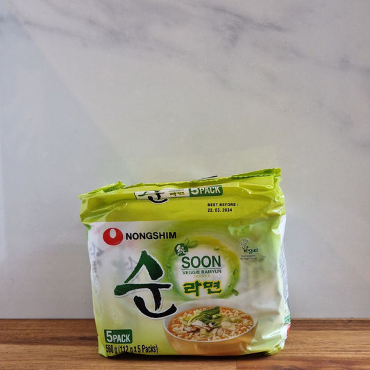 Packung mit 5 Instant-Gemüse-Ramen